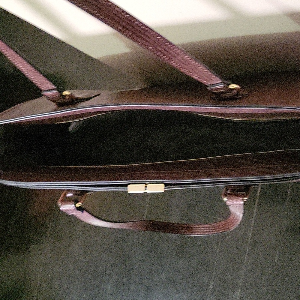 Purse - Picture 4 of 4